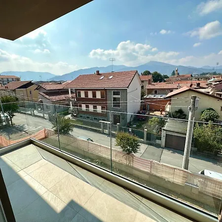 Lägenhet Attico In Centro Citta Con Terrazza E Parcheggio Privato *