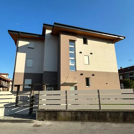 Attico In Centro Citta Con Terrazza E Parcheggio Privato * Caraglio